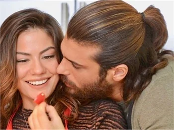 Demet Özdemir, Can Yaman'ı uyardı!