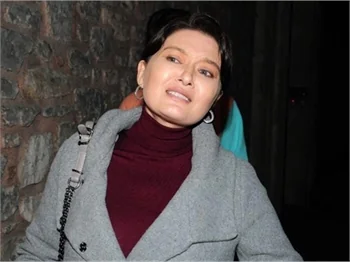 Nurgün Yeşilçay yüzüne ne yaptırdı?