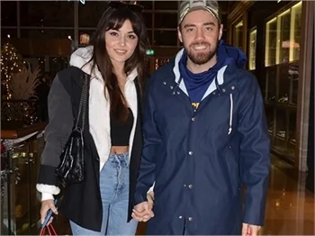 Hande Erçel ve Murat Dalkılıç'ın keyfi yerinde!