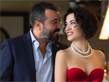 Mustafa Üstündağ ve eşi boşandı!