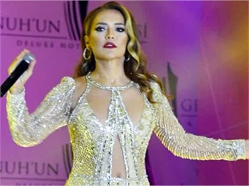 Demet Akalın yağmacılara ateş püskürdü!