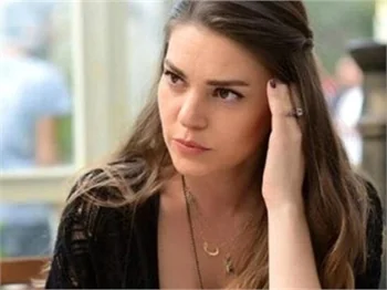 Aslı Enver: "Özel hayatımda mutluyum!"