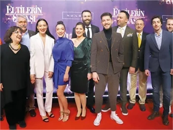 Eltilerin Savaşı filminin galasına ünlü yağdı!