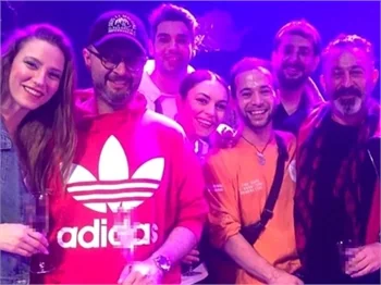 Cem Yılmaz ve Serenay Sarıkaya birlikte görüntülendi!