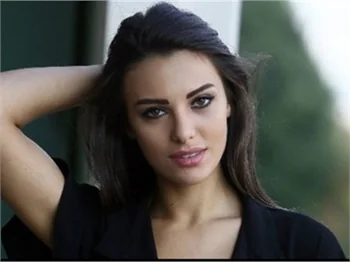 Tuvana Türkay rol arkadaşının canını sıktı!