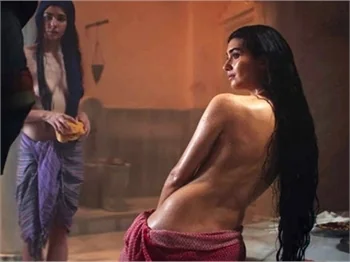 Tuba Büyüküstün o sahne hakkında konuştu!