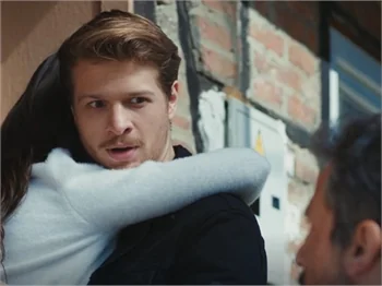 Baraj'dan bir yeni fragman daha!