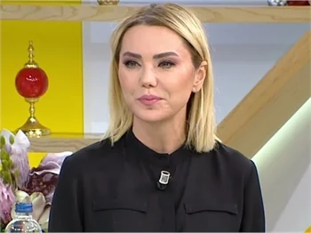 Ece Erken canlı yayında istifa etti!