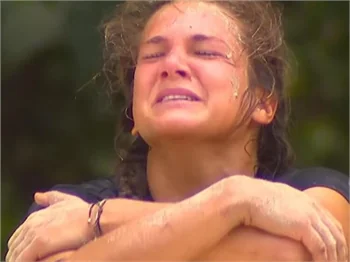 Survivor'da Nisa çekiliyor mu?