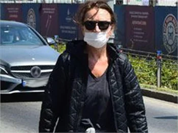 Kural tanımayan ünlü isimler! Yasak bitince sokağa fırladılar!