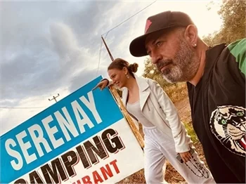 Serenay Sarıkaya ve Cem Yılmaz ilk kavgalarını etti!