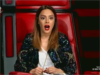 Ebru Gündeş O Ses Türkiye'ye geri mi dönüyor?