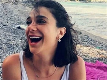 Pınar Gültekin'in ölümüne ünlüler sessiz kalmadı!