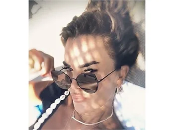 Özlem Yıldız'ın paylaşımları Instagram'ı yaktı!