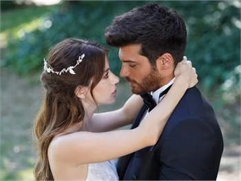 'Bay Yanlış'ta Özgür ve Ezgi evleniyor mu?