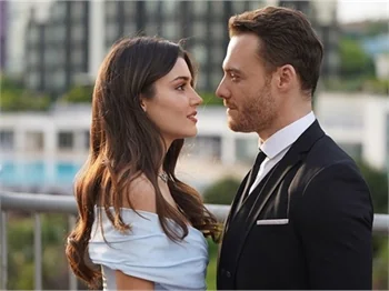 Kerem Bürsin'den Hande Erçel açıklaması!