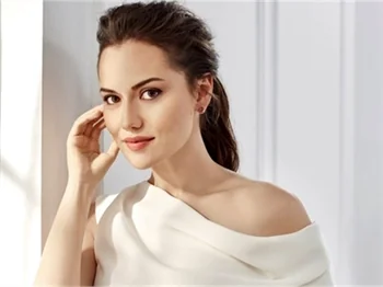 Şok iddia! "Kocam Fahriye Evcen'e aşık!"