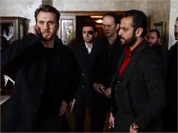 Ünlü oyuncu, 'Çukur'a veda etti!