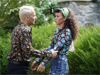 Melisa Şenolsun ve Edis karşı karşıya geldi!