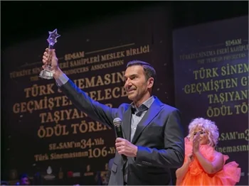 "Türk Sinemasını Geçmişten Geleceğe Taşıyanlar" ödülleri sahiplerini buldu!