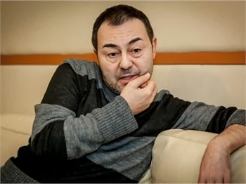 Serdar Ortaç: "Başlarındaki adam ruh hastası!"