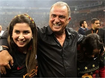 Buse Terim kendisine edilen küfürü affetmedi!
