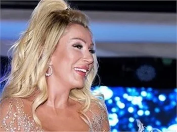 Seda Sayan şanslı gününde! Eleştirildiği konudan para kazanacak!