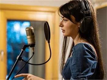 Ayça Ayşin Turan 'Arıza' için söyledi!