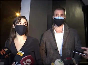 Hande Erçel ile Kerem Bürsin'in peşini bırakmayan soru...