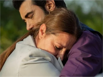 Murat Ünalmış'tan Vahide Perçim'e veda!