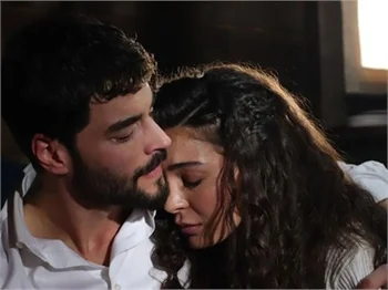 20 bölüm sonra yeniden Hercai'ye döndü!