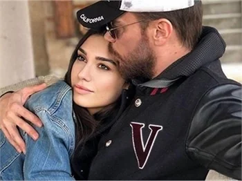 Sinan Akçıl ile Burcu Kıratlı yine barıştı!