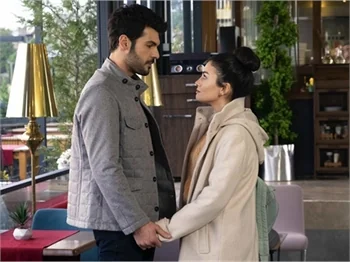 'Sol Yanım'da Serra ve Selim aşkı başladı!