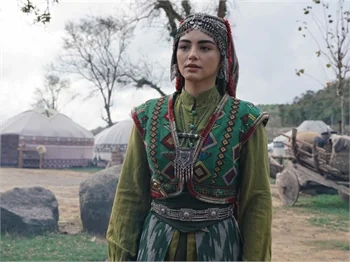 Özge Törer'in bağış jesti ekip arkadaşlarını duygulandırdı!