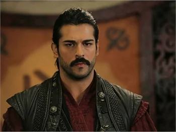 Burak Özçivit set çalışanlarına kötü mü davrandı?