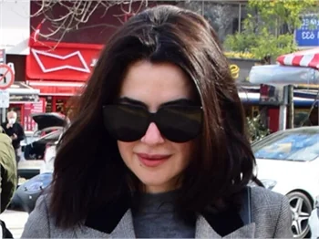 Evlilik soruları Nesrin Cavadzade'yi güldürdü!