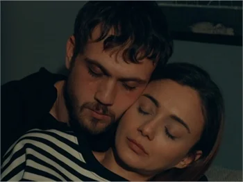 Show TV'de 'Sevgililer Günü'ne özel tanıtım!