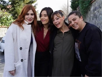 Özge Özder, 'Sadakatsiz'e ara verdi!