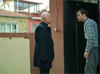 Yeni 'Çukur' şaşırttı! Cumali Amca devri başladı!