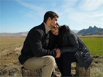Gönül Dağı'nda Sefer’den Zahide’ye büyük sürpriz…