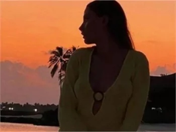 Serenay Sarıkaya'nın sponsorlu tatili!