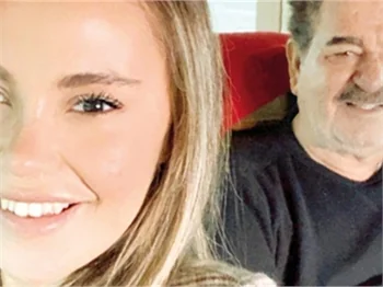 İbrahim Tatlıses'ten 43 yaş küçük sevgilisiyle selfie!