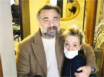 Oktay Kaynarca ve Saba Tümer arasında güldüren diyalog: Evde kaldı ne yapayım?