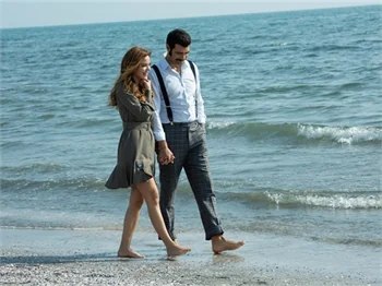 Bir Zamanlar Çukurova'da Demir ve Züleyha balayında