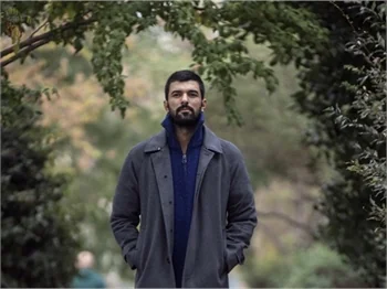 Engin Akyürek'ten Instagram'a bomba gibi bir giriş...