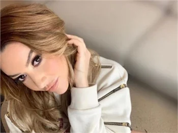 Hadise isyan etti: 'Roberto Carlos' bacaklı dediler!