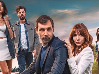 'Kağıt Ev' dizisinde çarpıcı afiş!