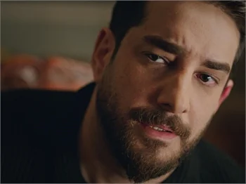 Enis Arıkan, Camdaki Kız'da!