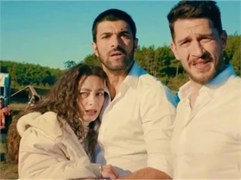Engin Akyürek, Neslihan Atagül ve Uraz Kaygılaroğlu'nu yok saydı!