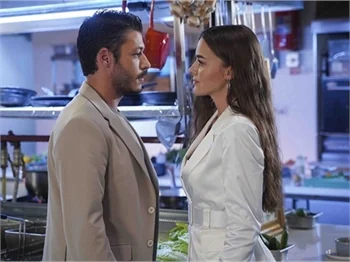 Cam Tavanlar'da Leyla ve Cem arasında savaş başlıyor!